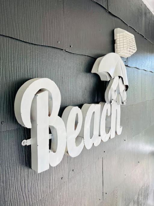 Cozy Beach Cottage Near The Bay Villas Exterior photo