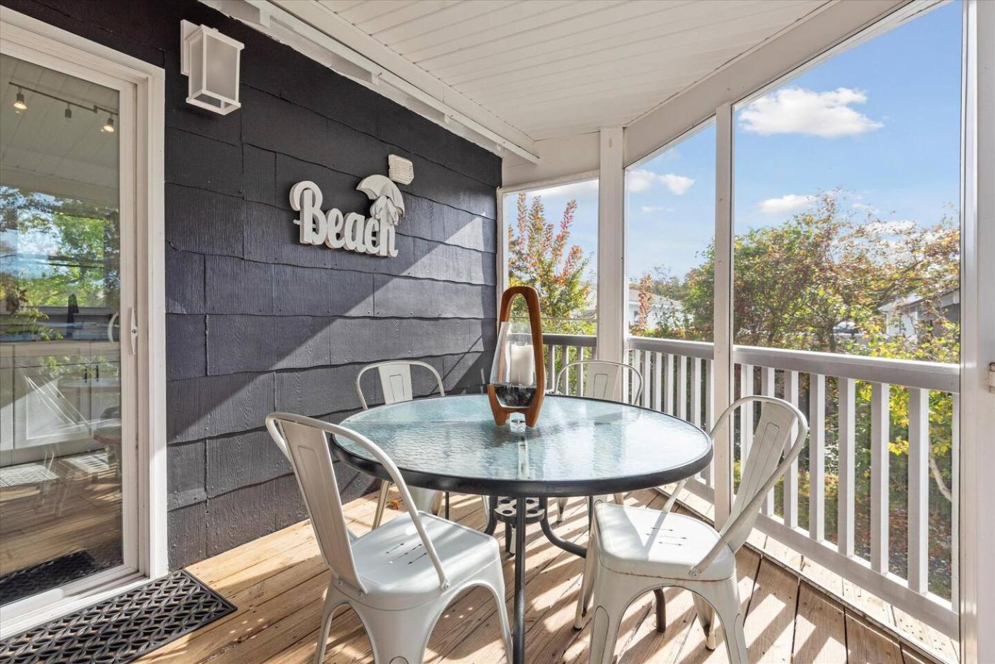 Cozy Beach Cottage Near The Bay Villas Exterior photo